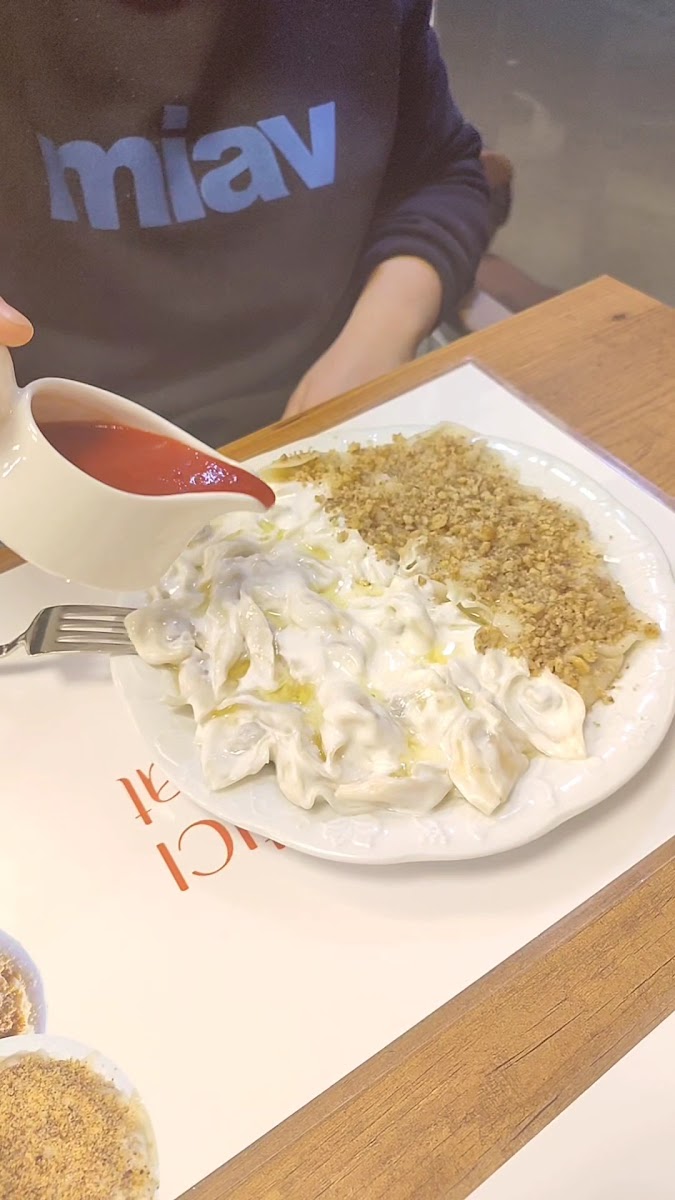 Mantıcı Melahat — fotoğraf 2