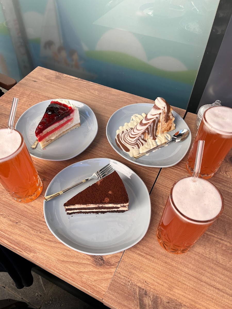 Masal Oyun Dünyası & Cafe Melis — fotoğraf 5