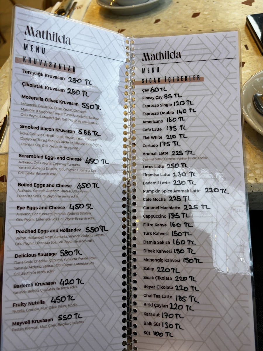 Mathilda Croissant & Coffee — fotoğraf 4