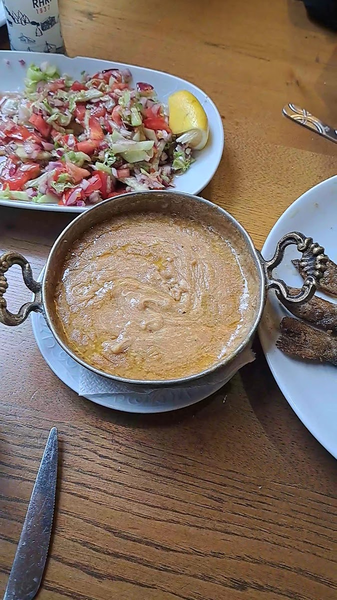 Mavi Ay Alabalık Üretim Ve Dinlenme Tesisleri — fotoğraf 3