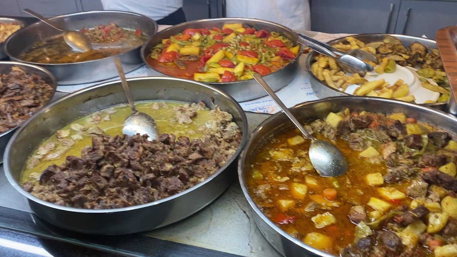 Mega Yıldız Aile Lokantası — fotoğraf 3