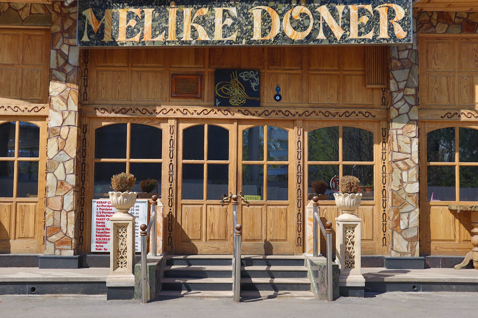 Melike Döner — fotoğraf 1