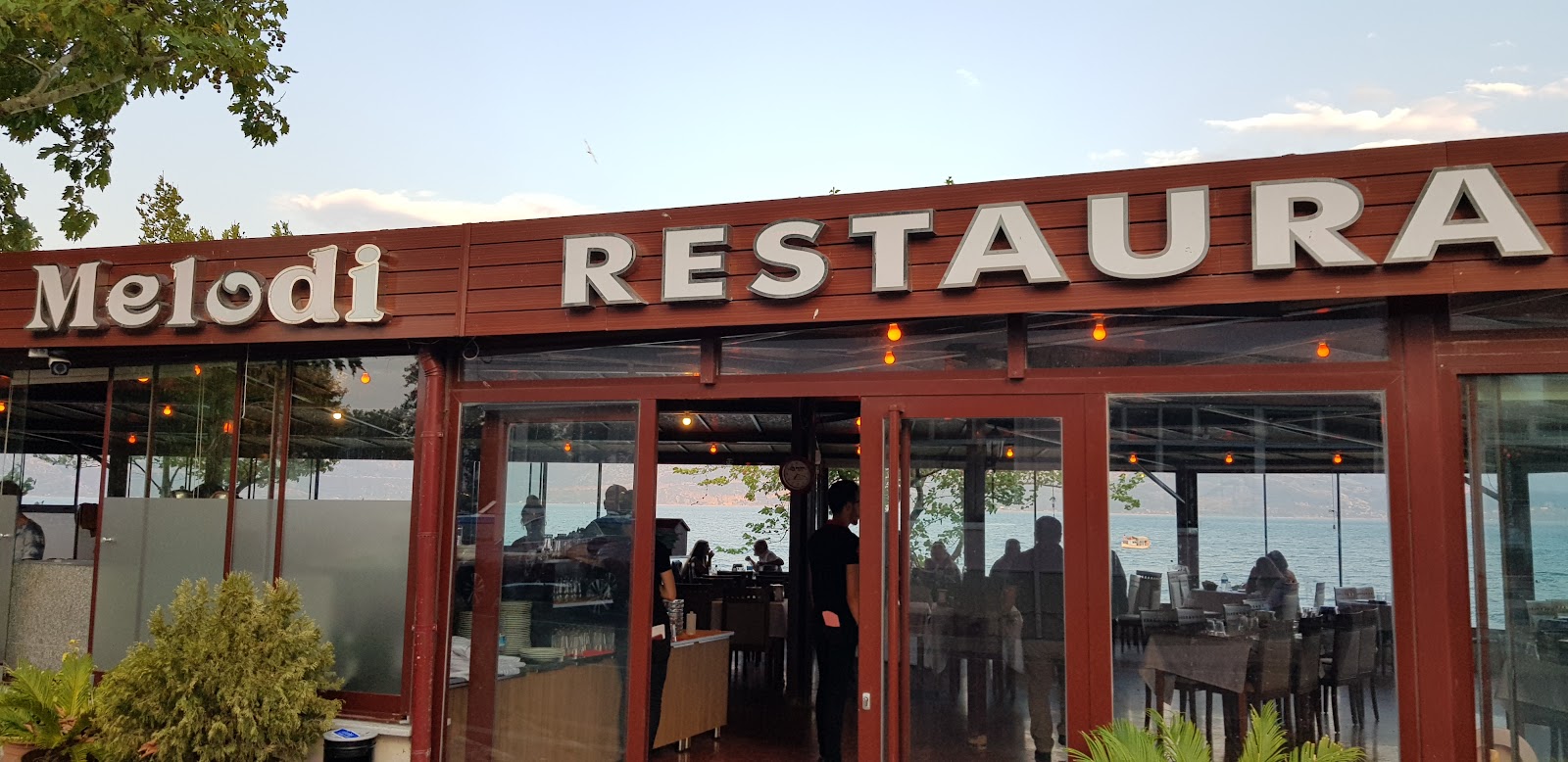 Melodi Restaurant — fotoğraf 1