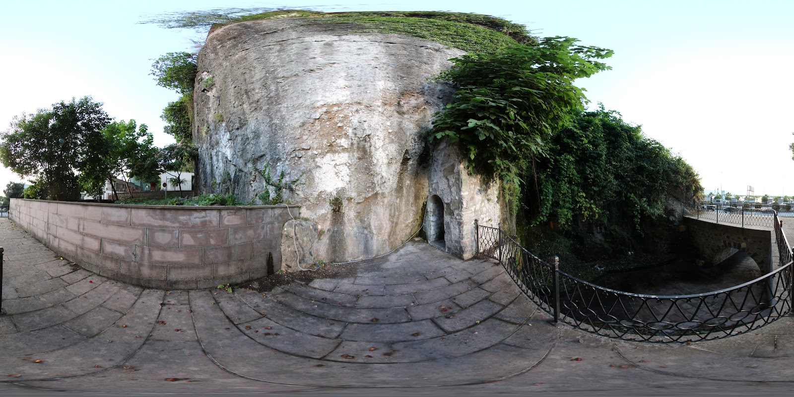 Meryem Ana Kaya Tapınağı — fotoğraf 2