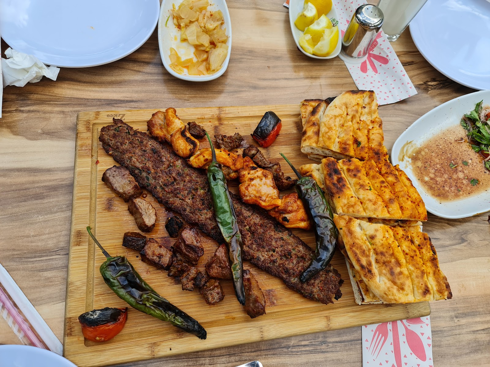 Meşhur Adana Kebapçısı Ahmet Usta — fotoğraf 4