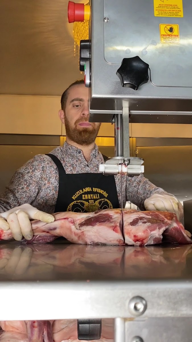 Meşhur Konyalı Kebap 1973 Kuzuların Efendisi — fotoğraf 3