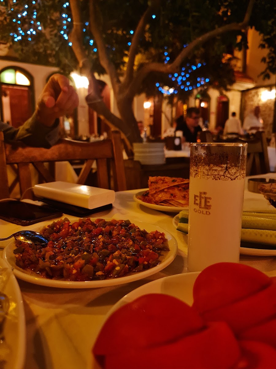 Mualla Antakya — fotoğraf 5