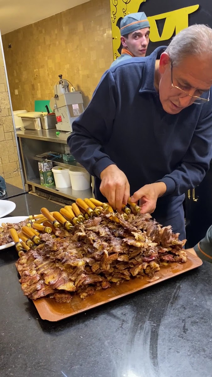 Muammer Usta Cağ Kebap ve Kadayıf Dolması — fotoğraf 3