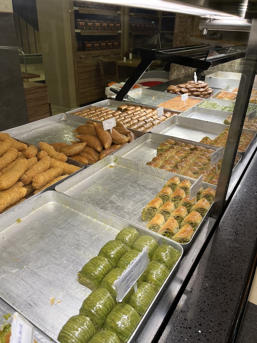 Muammer Usta Cağ Kebap ve Kadayıf Dolması — fotoğraf 5