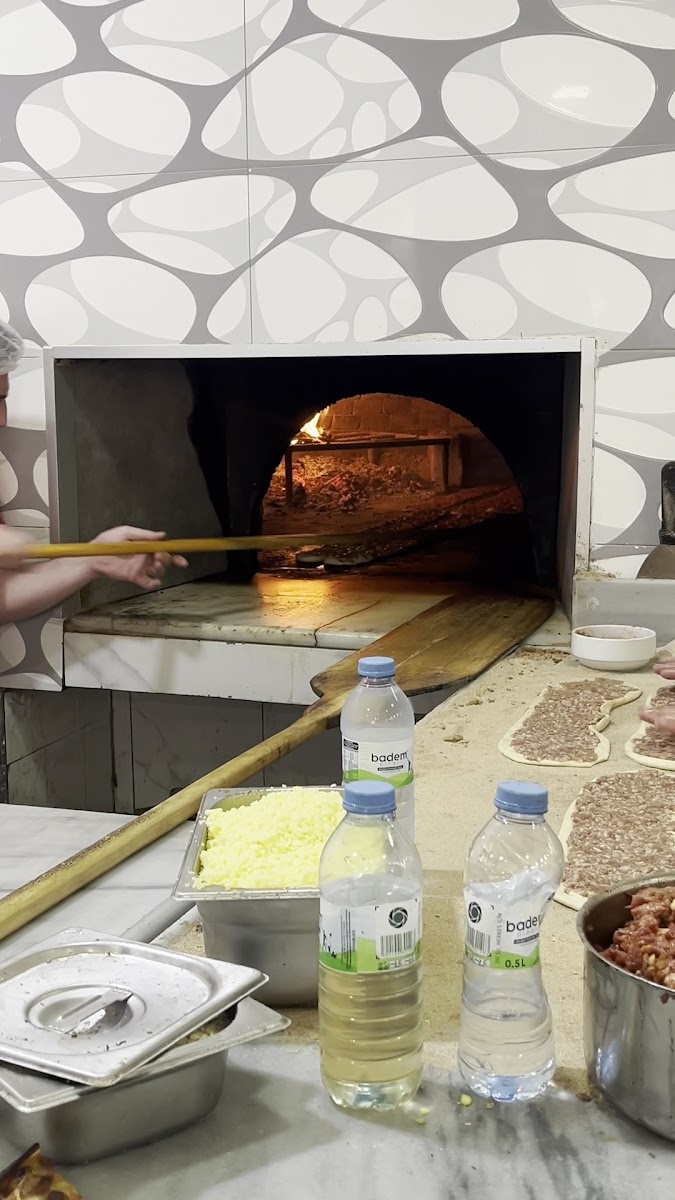 Mücahit Etli Pide ve Kebap Salonu — fotoğraf 3