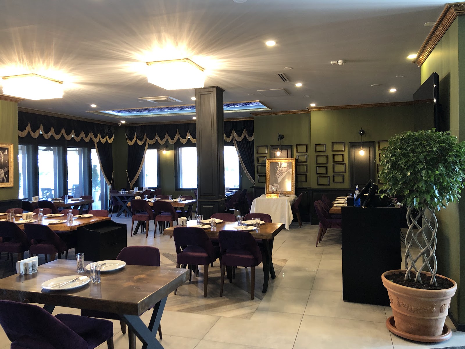 Müzeyyen Restaurant — fotoğraf 8