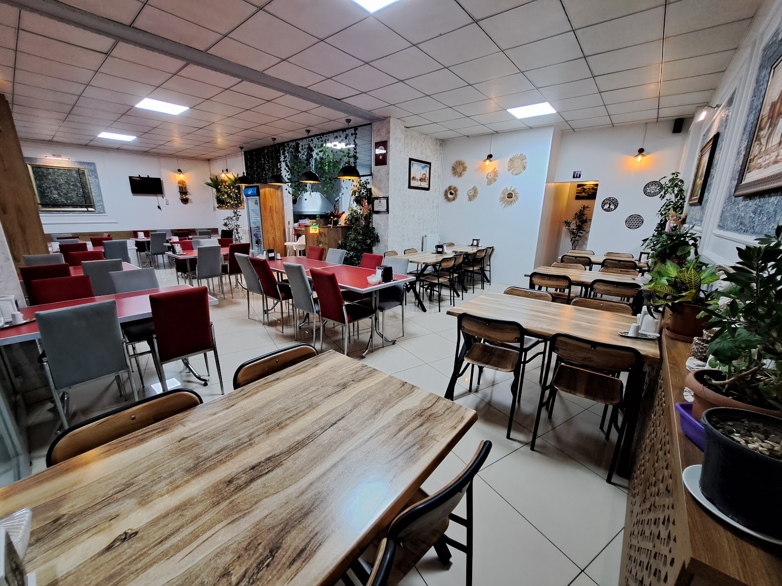 Neriman Usta Konya Mutfağı - Etliekmek Izgara — fotoğraf 1