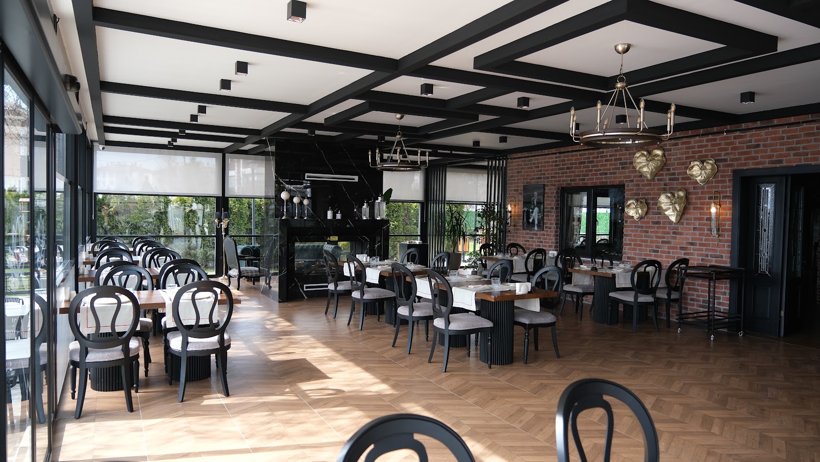 Nilüfer Restaurant — fotoğraf 1