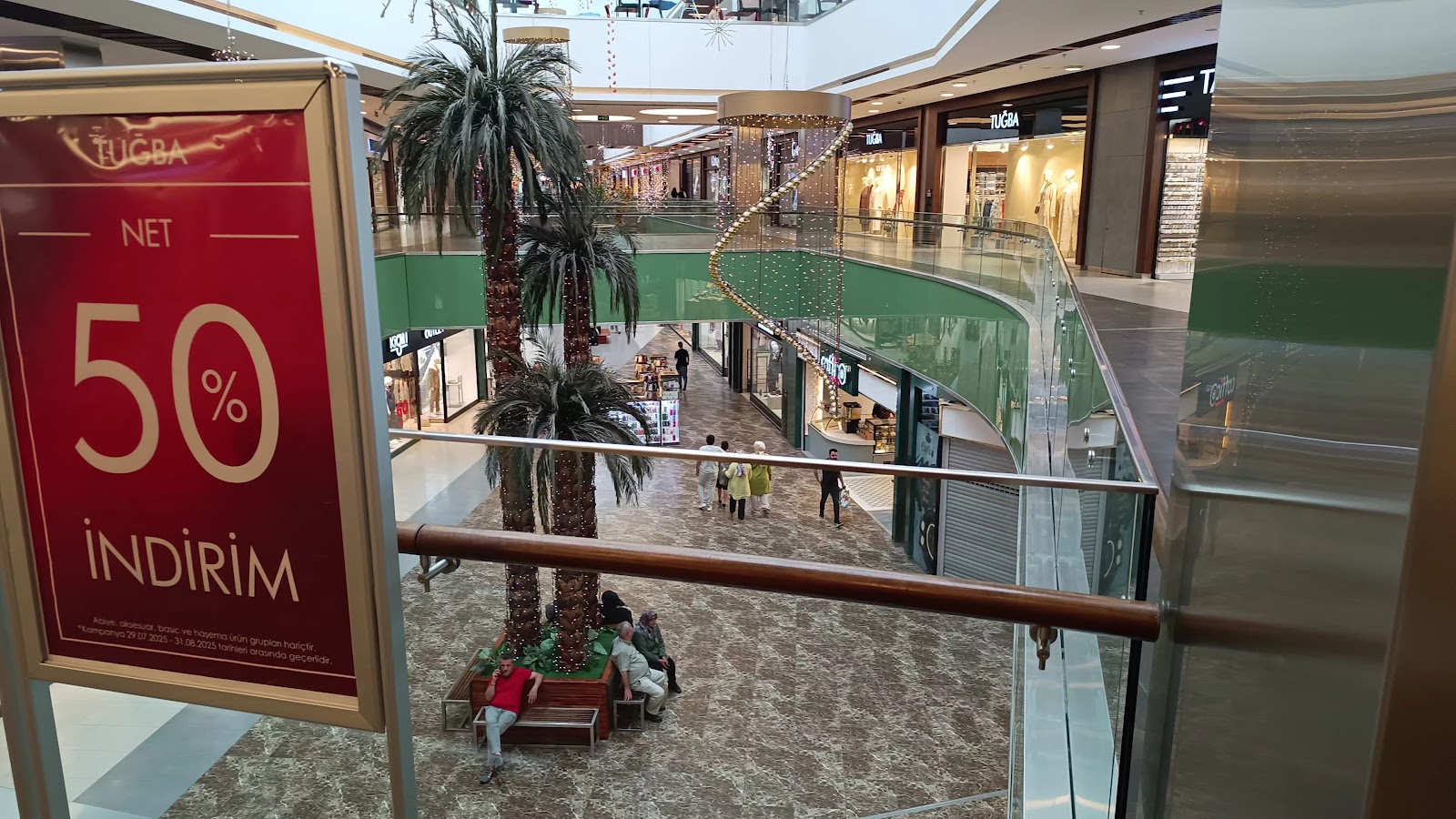 Novaland Outlet Alışveriş Merkezi — fotoğraf 3