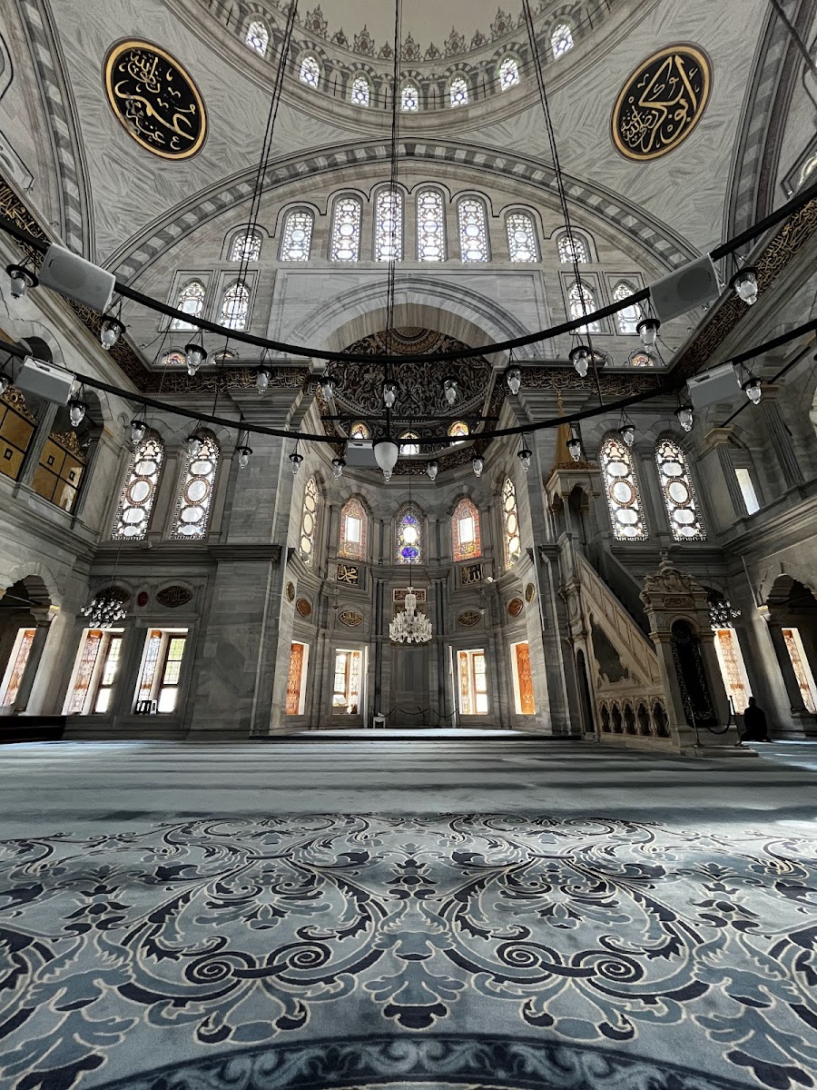 Nuruosmaniye Camii — fotoğraf 1