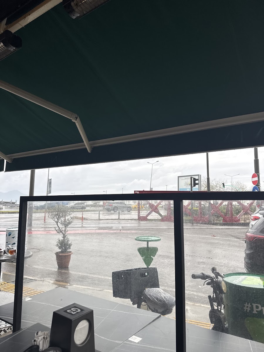 Nuvia Bostanlı Breakfast - Kitchen & Bar — fotoğraf 2