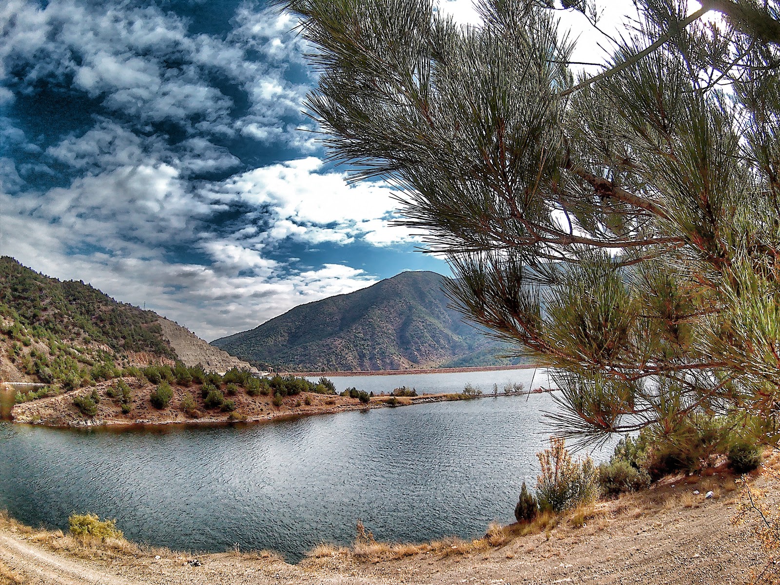 Obruk Barajı Mesire Alanı — fotoğraf 1