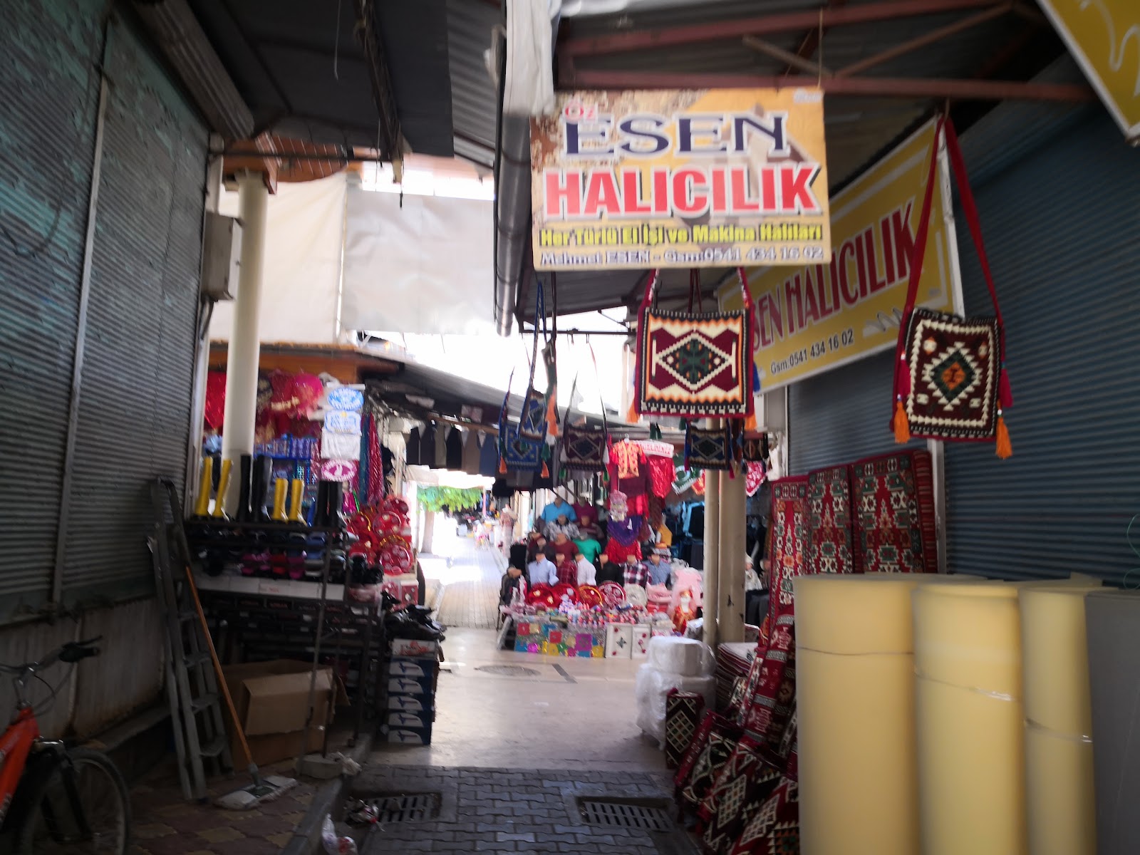 Oturakçı pazarı — fotoğraf 2