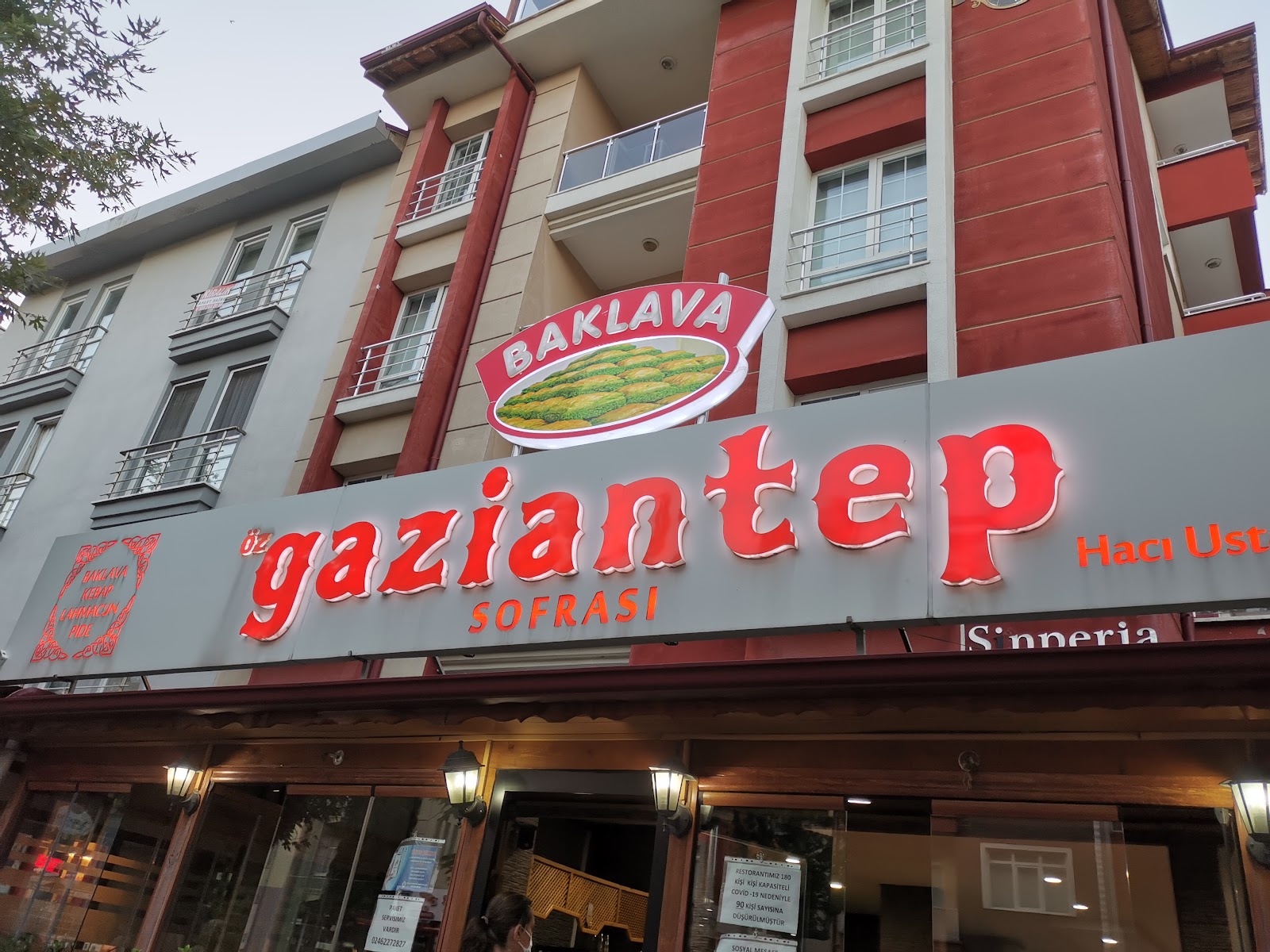 Öz Gaziantep Sofrasi — fotoğraf 1