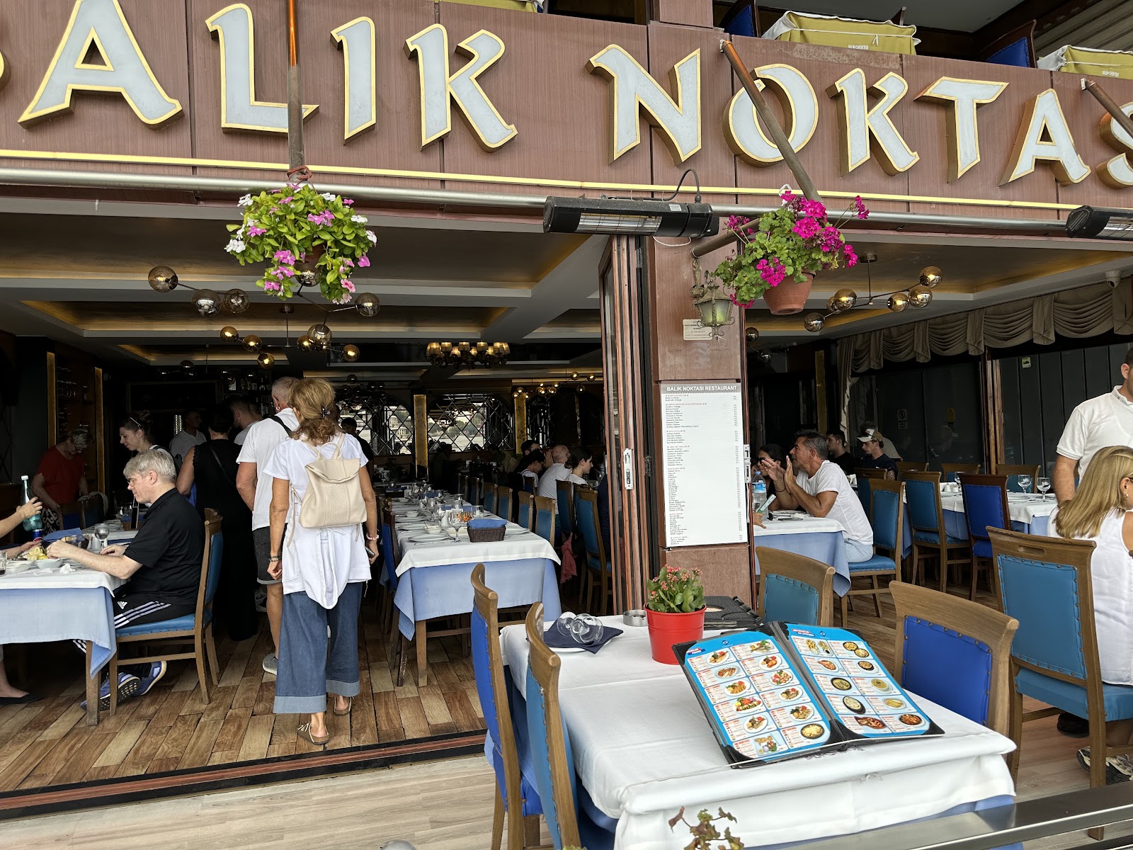 Pâyidar Restaurant — fotoğraf 1