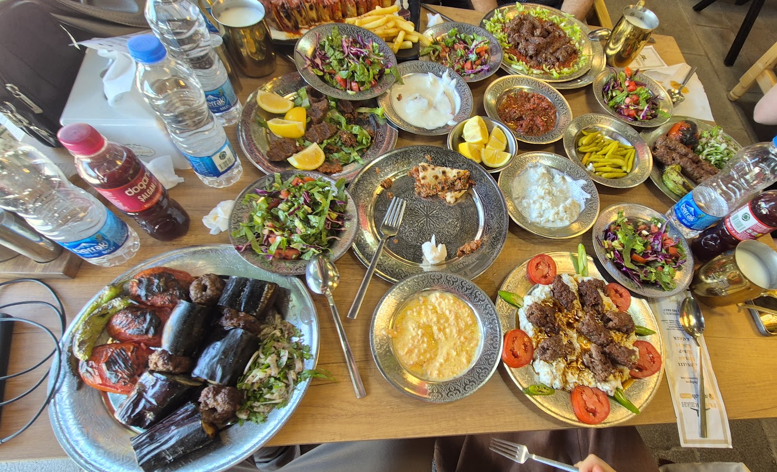 Pendirhan Atmali Kebap ve Kahvaltı Sarayı — fotoğraf 10
