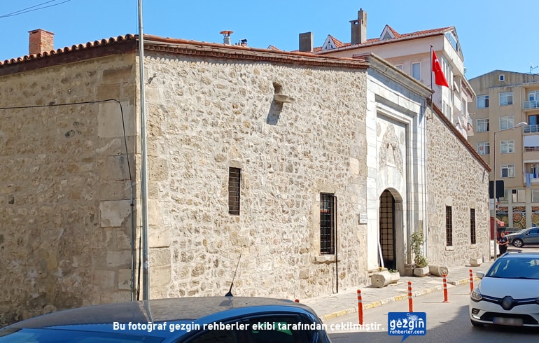 Pervane Medresesi — fotoğraf 2