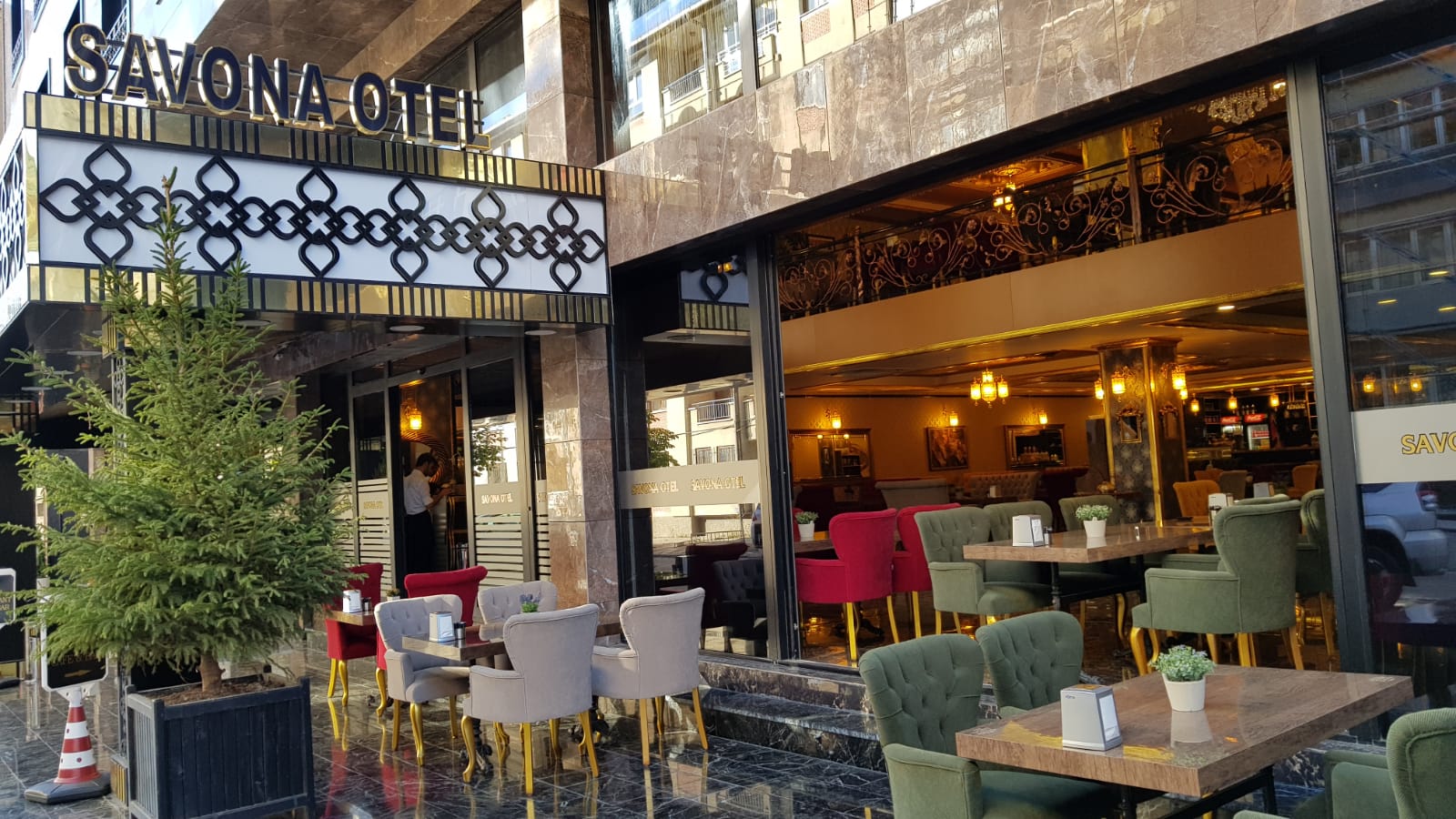 Queen Cafe Bar — fotoğraf 4