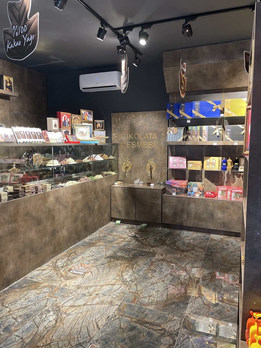 Rayess Çikolata Dünyası — fotoğraf 2