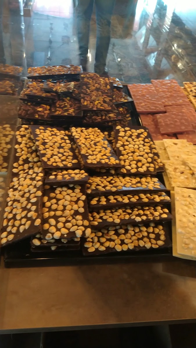 Rayess Çikolata Dünyası — fotoğraf 3