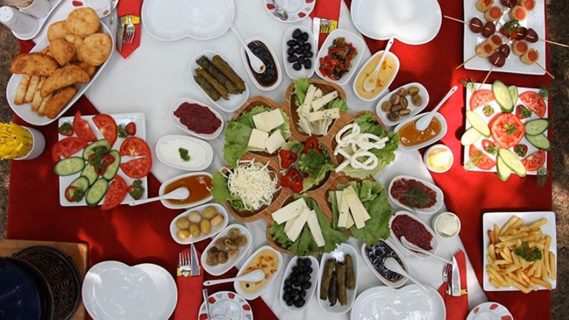 SAFRAN BAHÇESİ CAFE RESTOURANT — fotoğraf 4