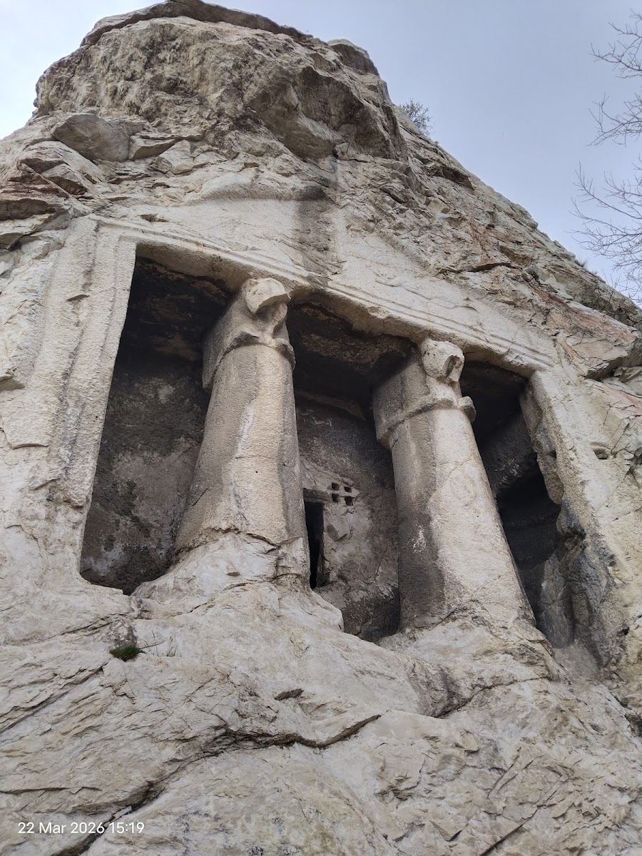 Sagopa Kajmer Kaya Mezarları — fotoğraf 2