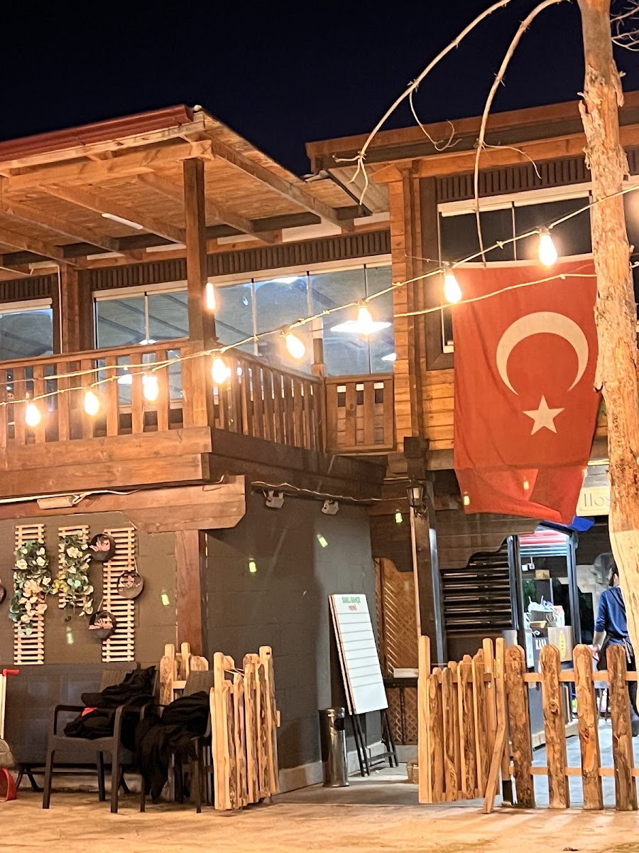 Saklıbahçe Restoran — fotoğraf 1