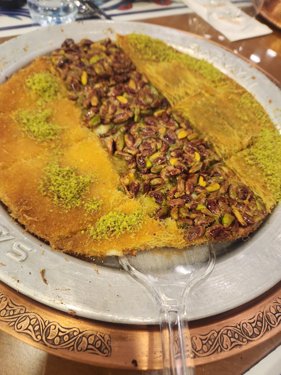 Saraylı künefe Adıyaman — fotoğraf 4