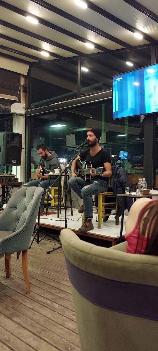 Sarımsak Kafe — fotoğraf 3