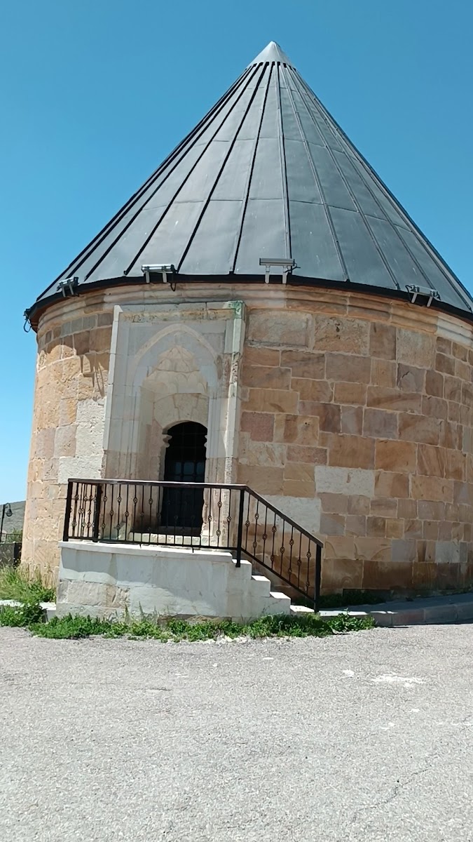 Şehit Osman Türbesi — fotoğraf 3