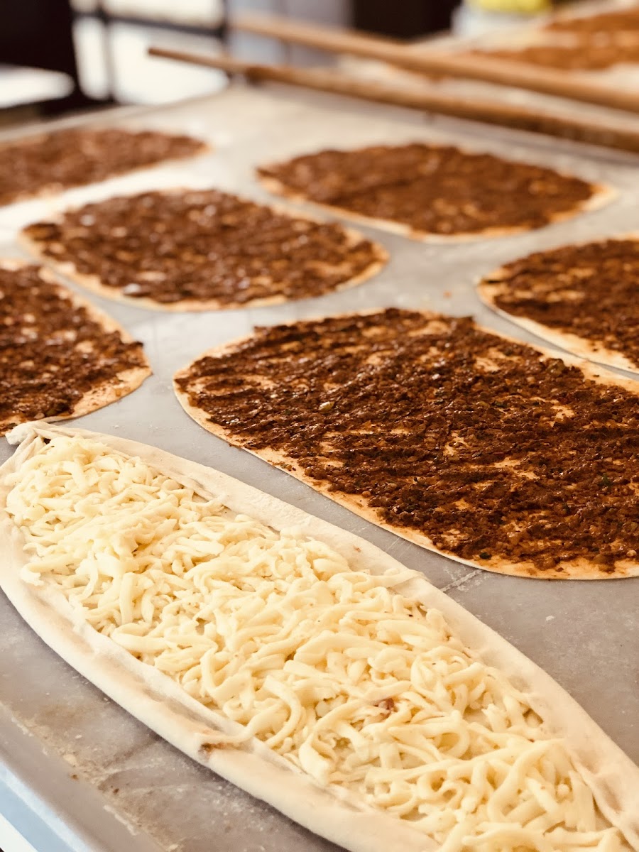 Şekercioğlu Baklava & Lokum Kebap - Çiftlikköy — fotoğraf 4