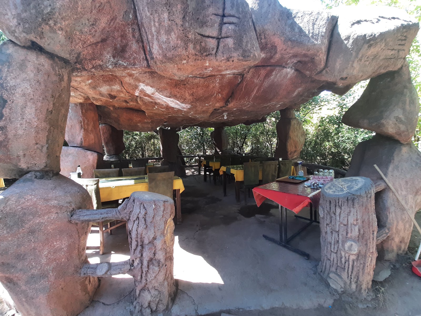 Şelale Çay Bahçesi