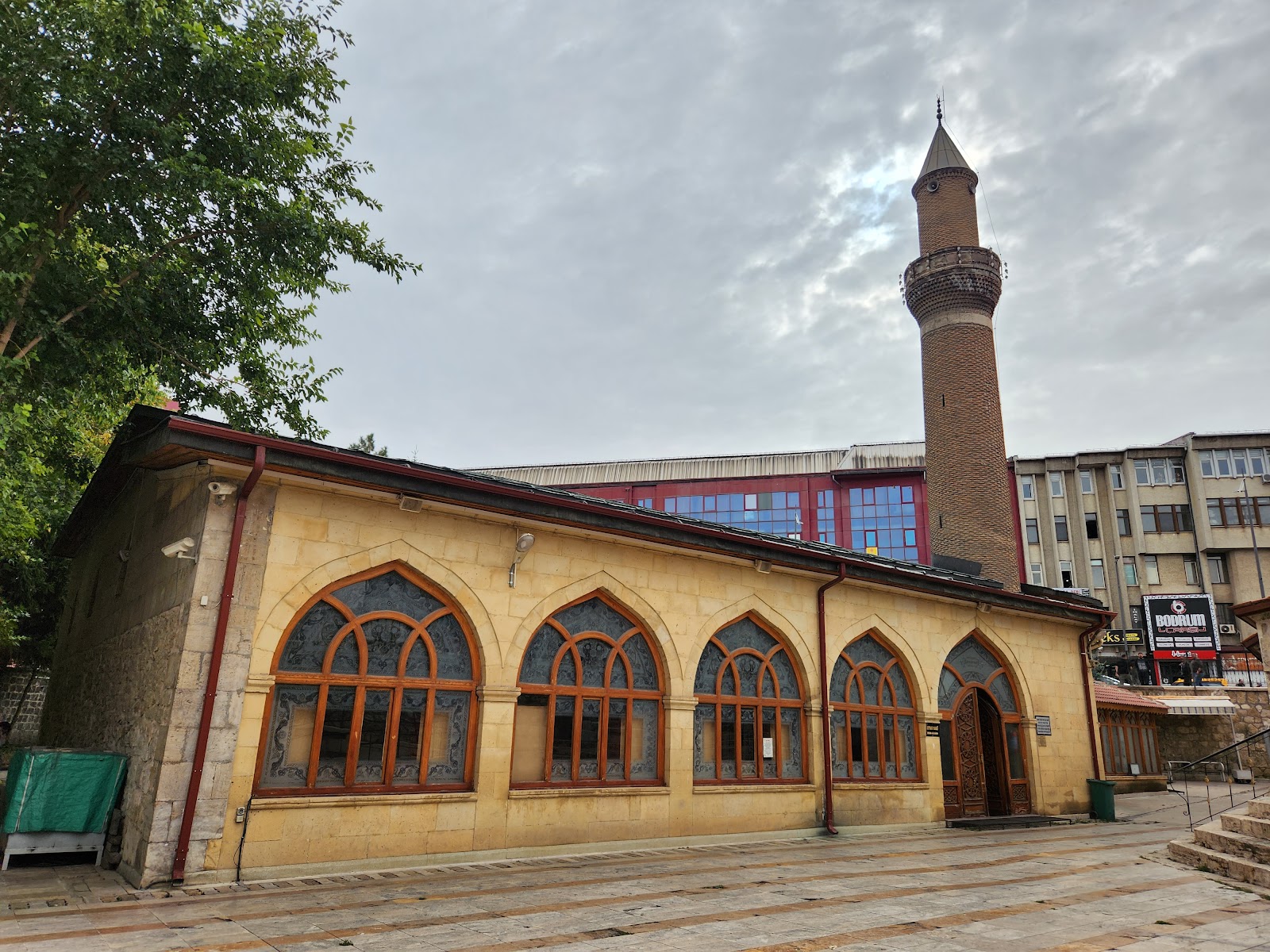 Şems-i Sivasi Meydan Cami — fotoğraf 1