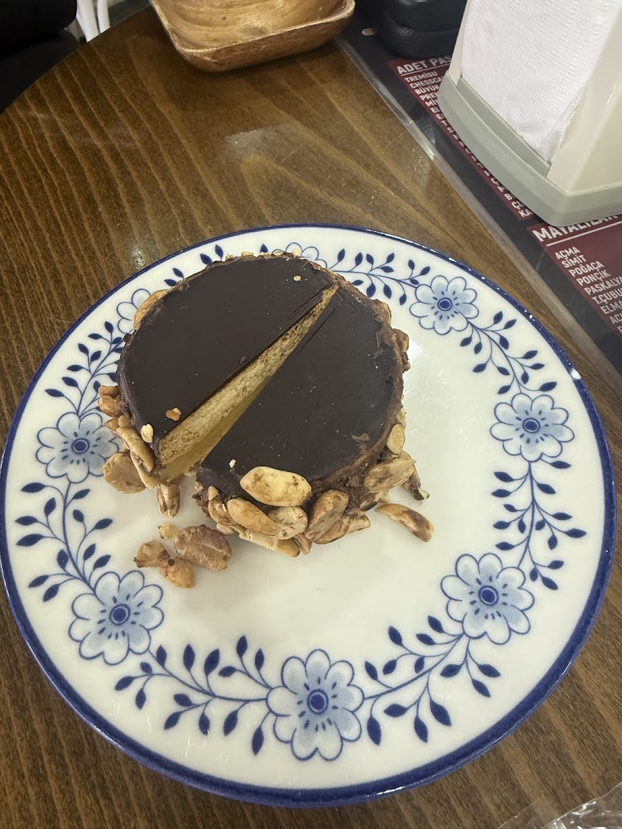 Şen Pastanesi — fotoğraf 2