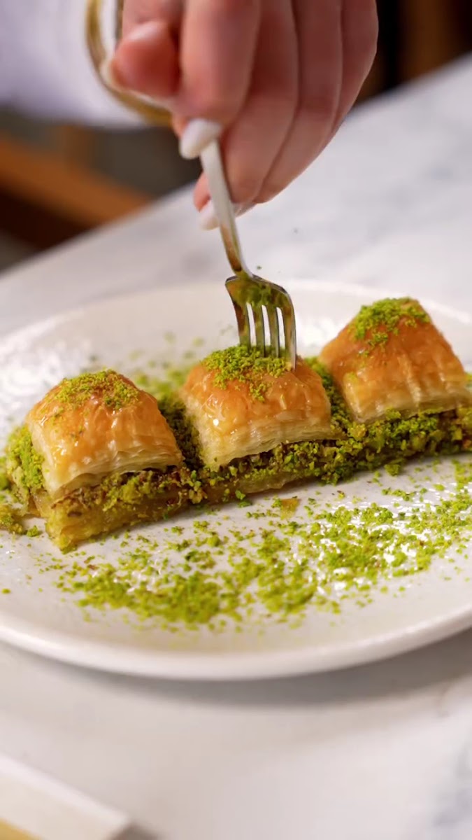 Seyidoğlu Baklava Lokum Trabzon بقلاوة و حلقوم — fotoğraf 3