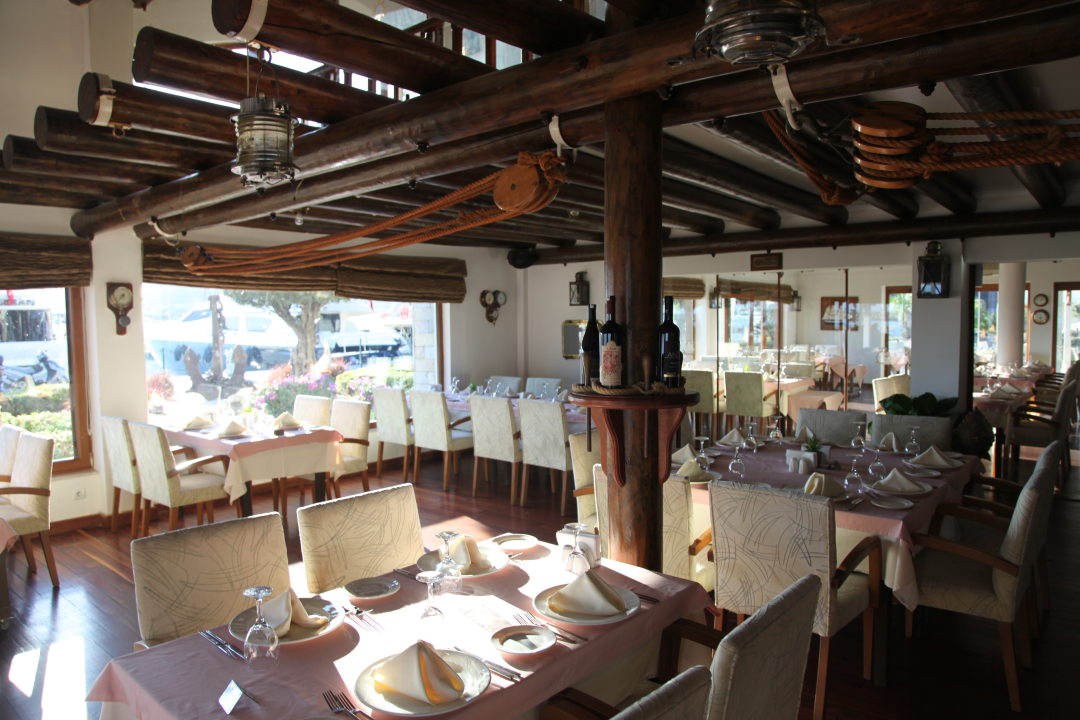 Ship Inn Marina Restaurant — fotoğraf 1