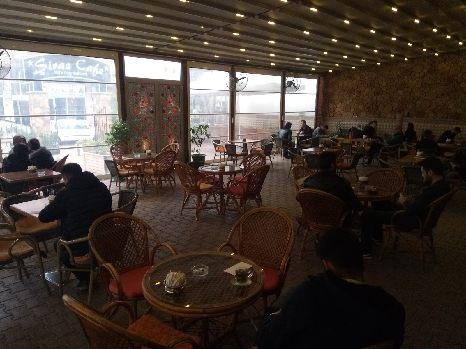 Şiraz Cafe — fotoğraf 3