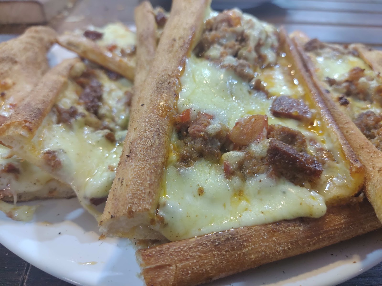 Sivas Etli Pide & Sivas Köfte Salonu — fotoğraf 4