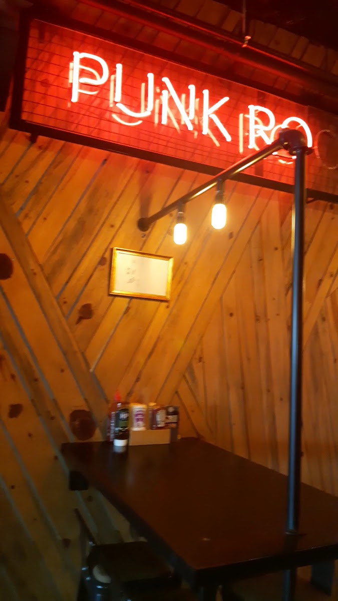 Skully's Burgers — fotoğraf 3