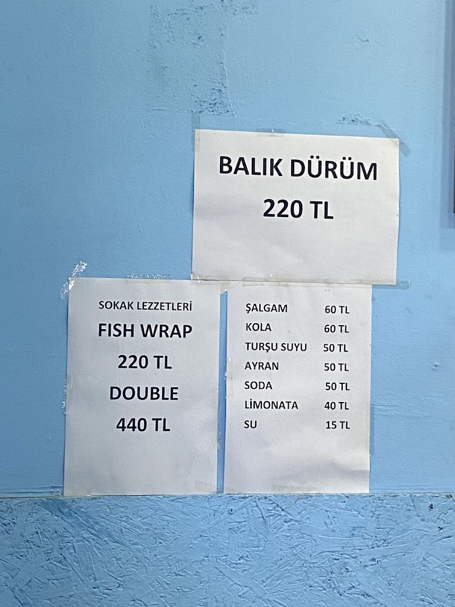 Sokak Lezzeti Tarihi Balık Dürümcü Mehmet Usta — fotoğraf 4