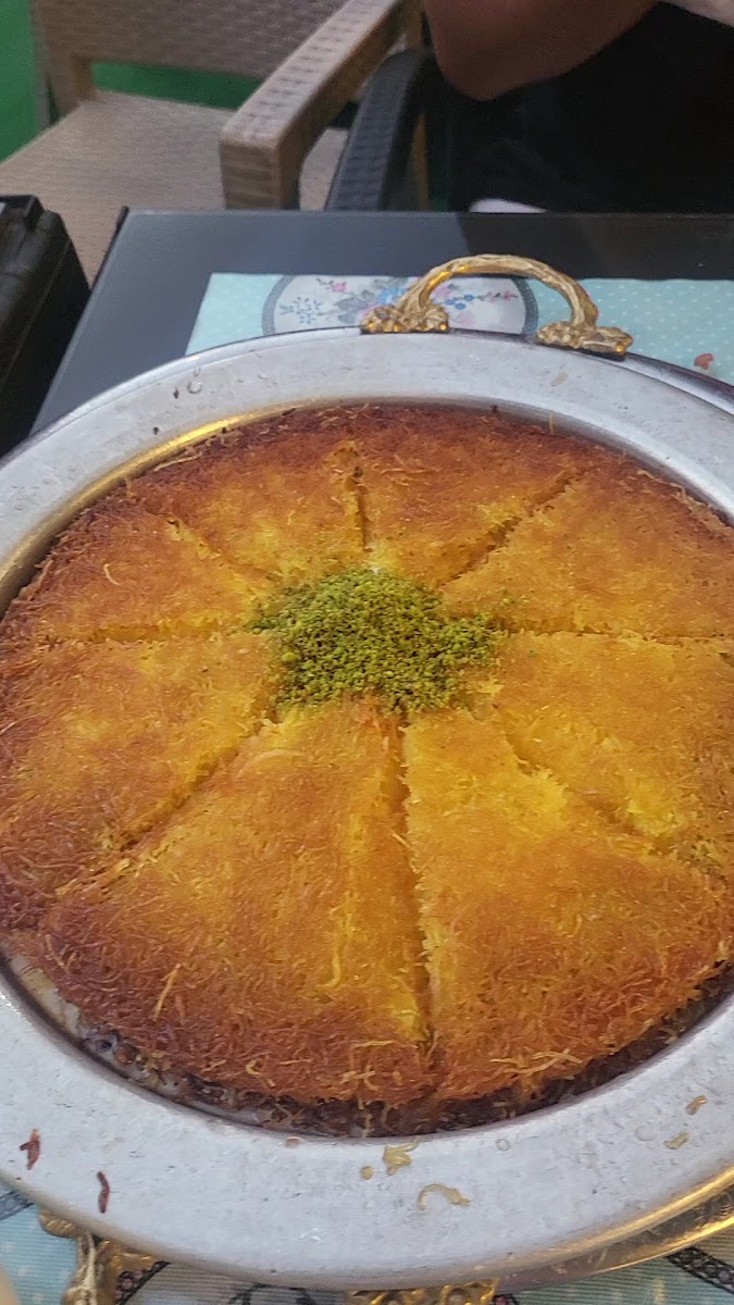 Sultana Künefe ve Katmer — fotoğraf 3