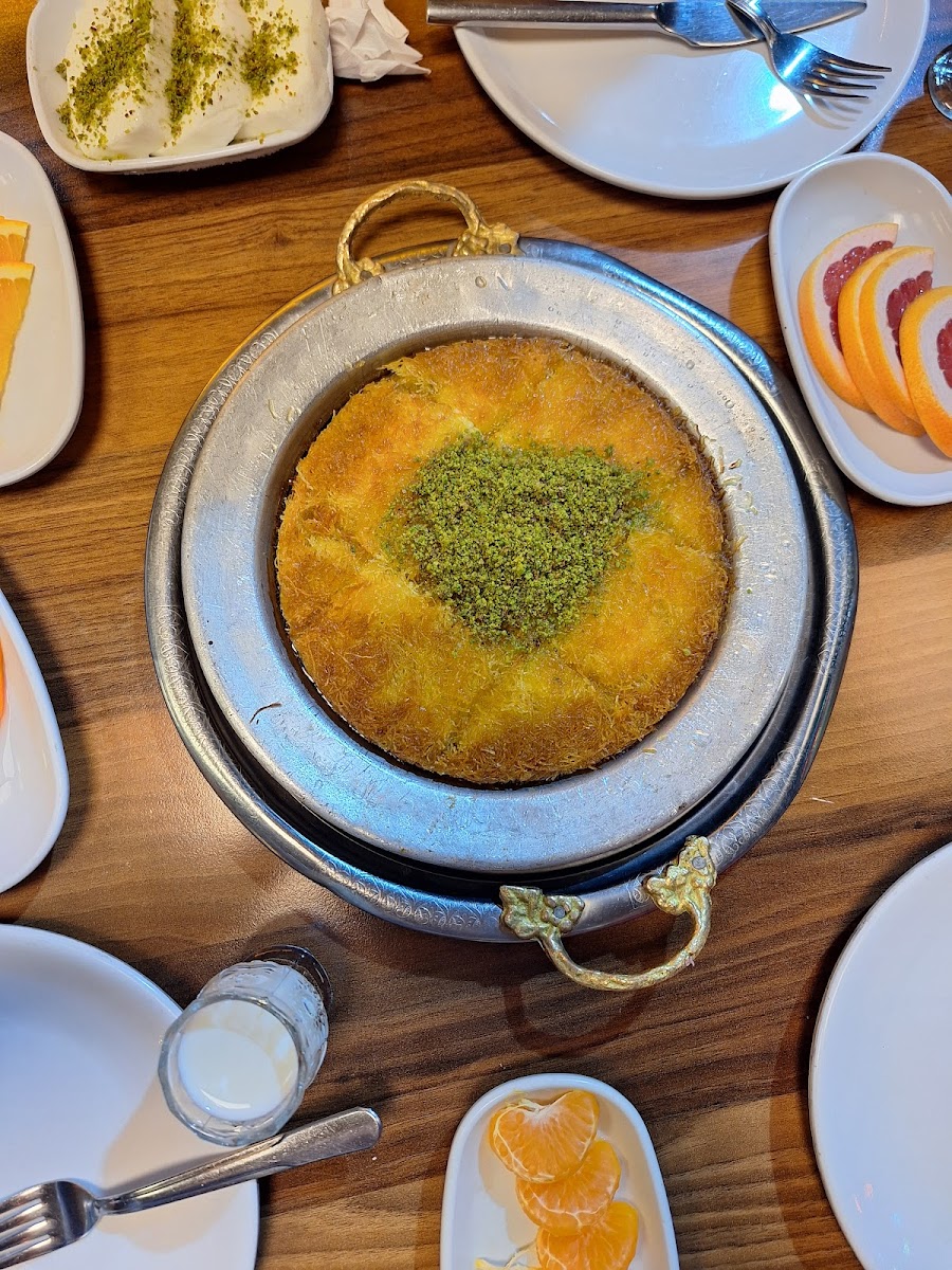 Sultana Künefe ve Katmer — fotoğraf 5