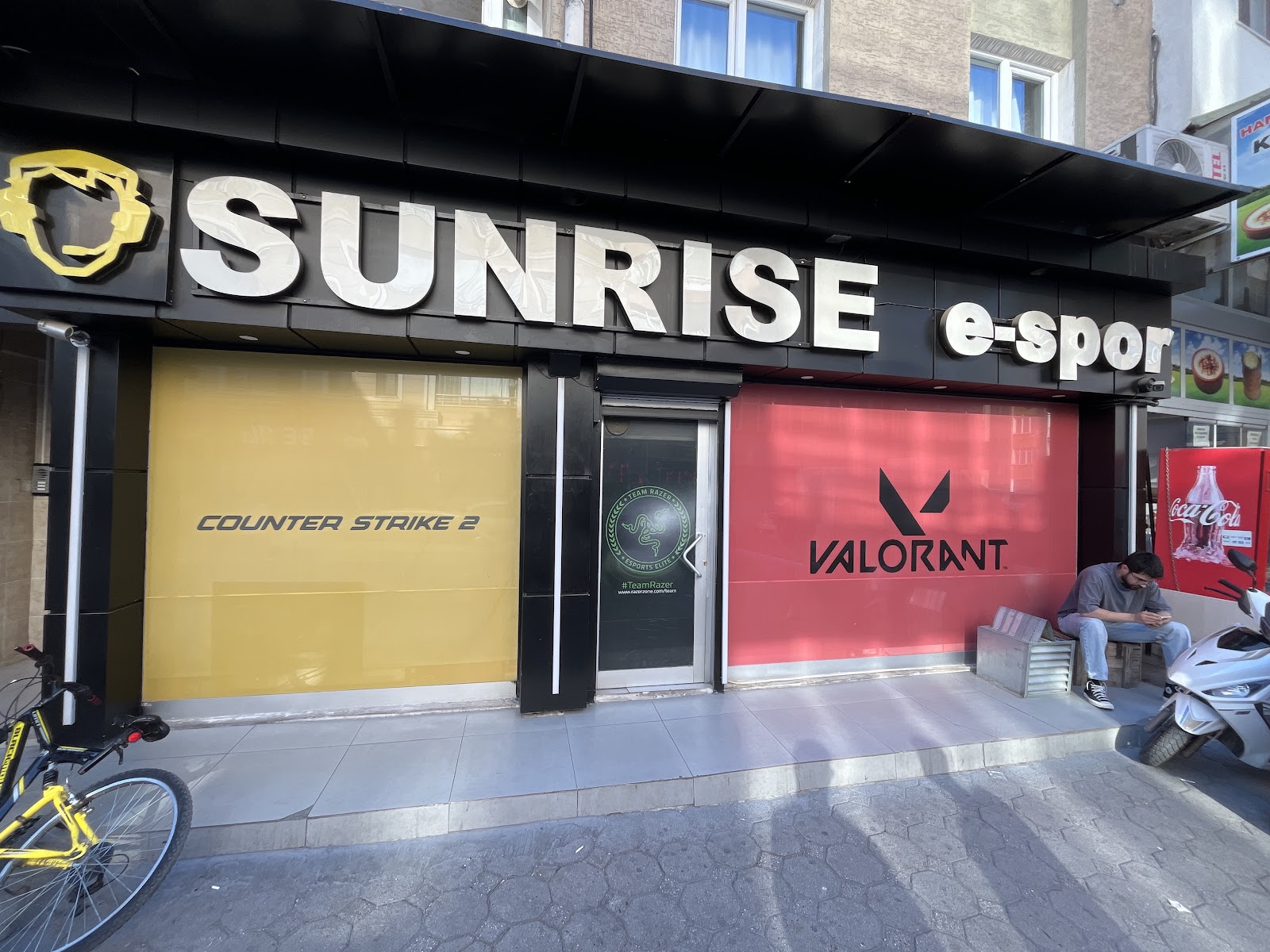 Sunrise E-spor internet cafe — fotoğraf 2