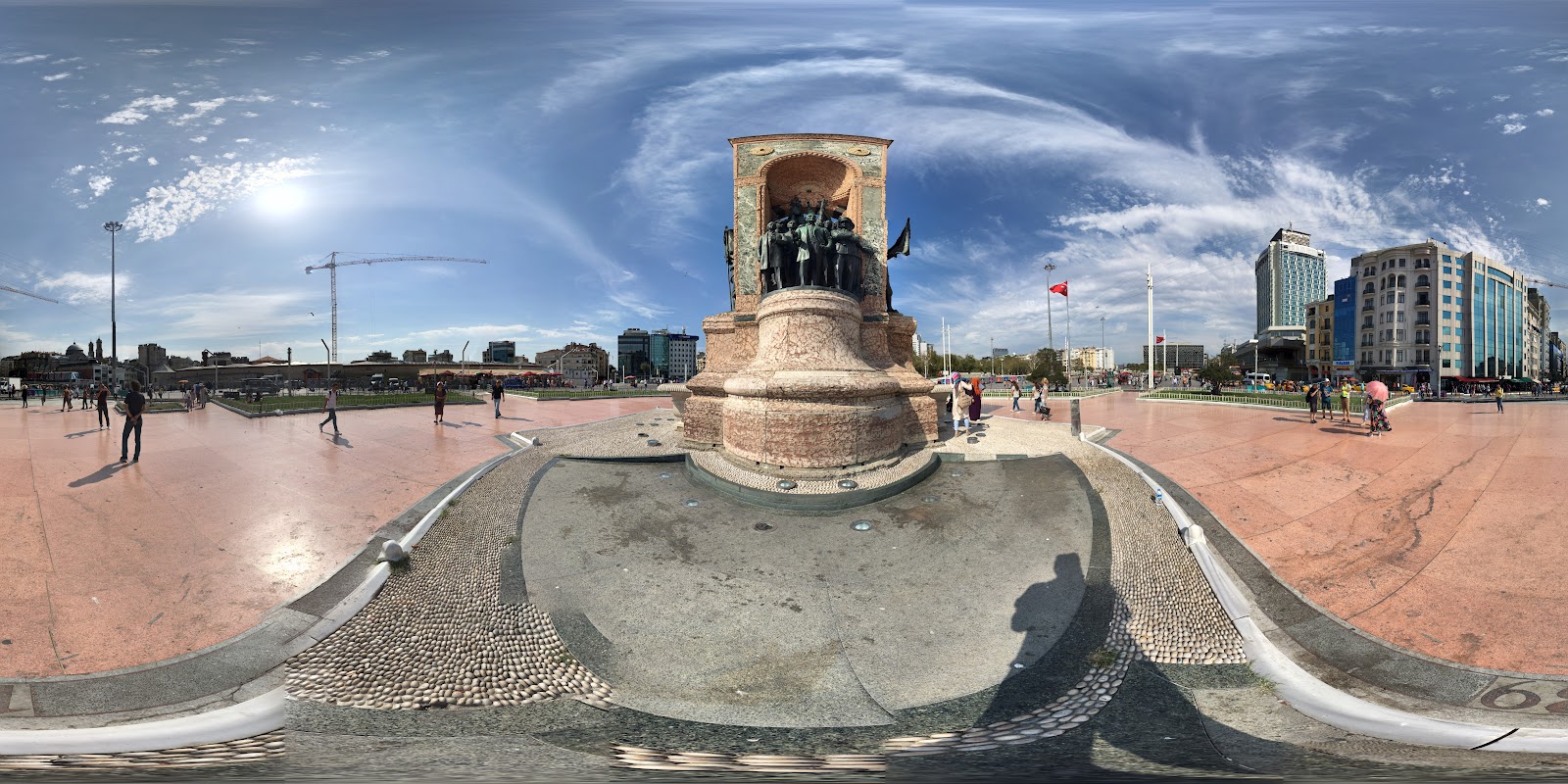 Taksim Meydanı — fotoğraf 4