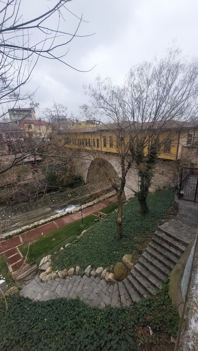 Tarihi Irgandı Çarşılı Köprü- Feyezan Ebru Atölyesi — fotoğraf 2